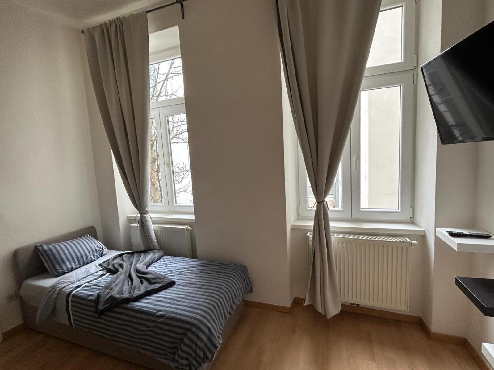 City Elegance Central Gem With Free Parking And Fast Internet 250 Mbits Wenen Buitenkant foto