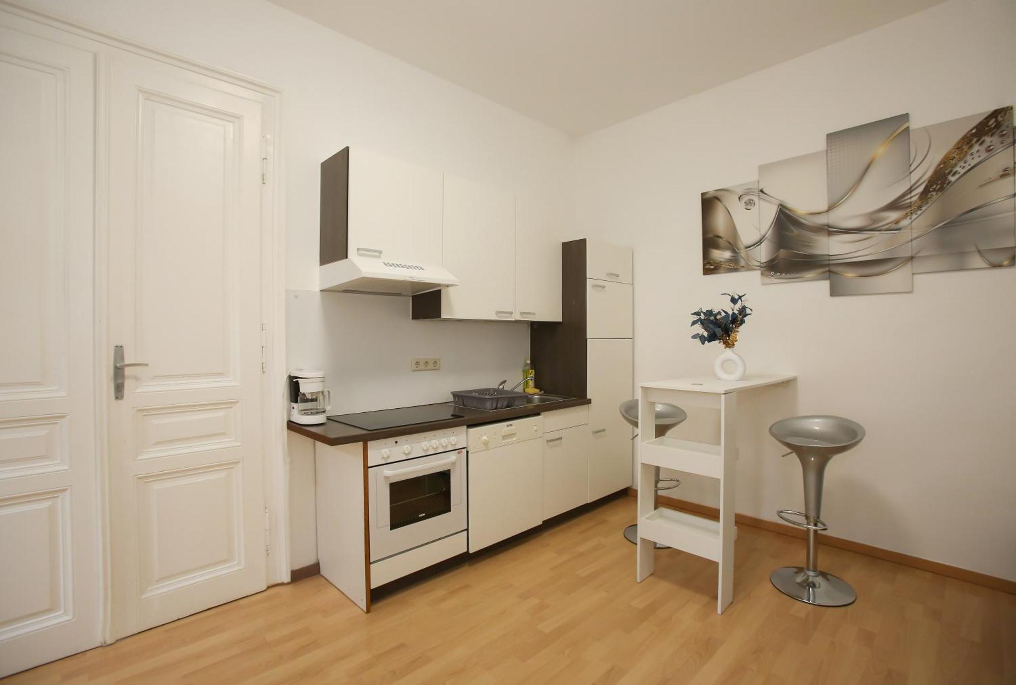 City Elegance Central Gem With Free Parking And Fast Internet 250 Mbits Wenen Buitenkant foto